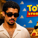 Bad-Bunny-entra-al-universo-de-Toy-Story-con-su-personaje-de-Pizza-con-gafas