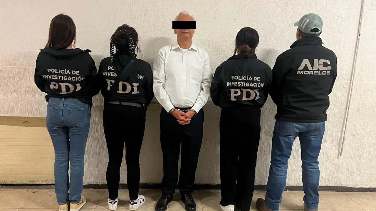 mexico-entrego-a-eu-a-piloto-que-llevo-a-ismael-mayo-zambada-1